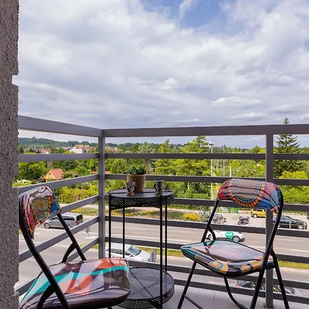 Apartman Rodzinny Z 2 Sypialniami & Klimatyzacja By Renters Krakkó