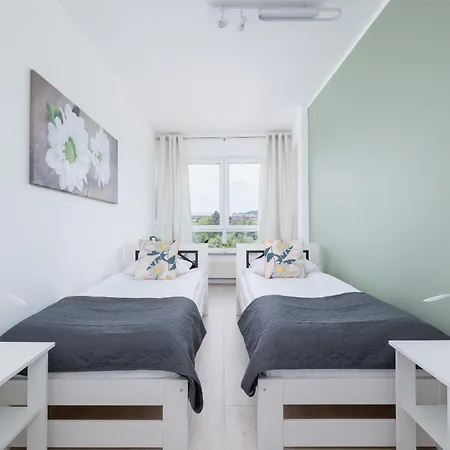 Rodzinny Z 2 Sypialniami & Klimatyzacja By Renters * 크라쿠프